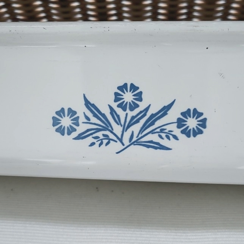 PYREX Vintage Corning Ware Blue Cornflower Baking Dish 2 3/4 Quart - Picture 5 of 9